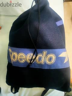 شنطه speedo بحاله جيده