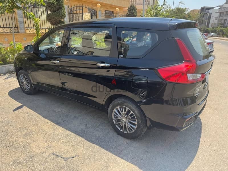 Suzuki Ertiga 2021 3