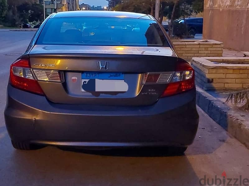 Honda Civic 2013 6