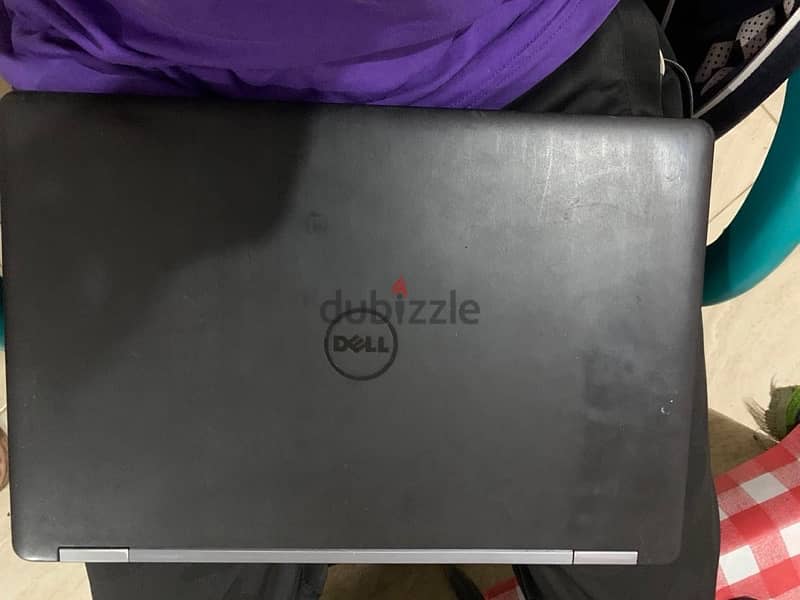 Dell  latitude 5570 2