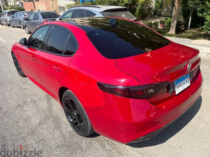 Alfa Romeo Giulia 2021 9