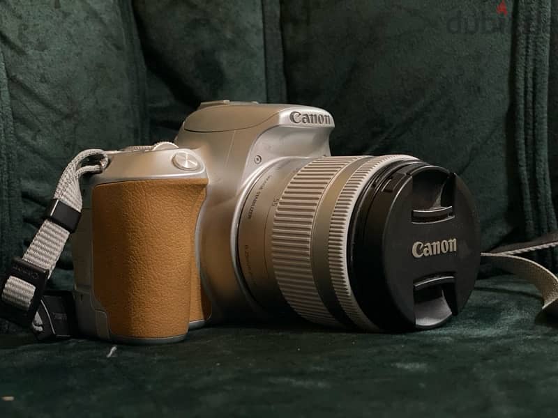 Canon 200D 5