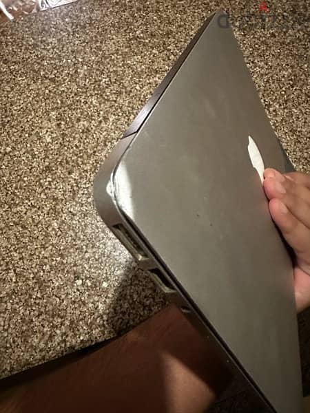 Apple MacBook Air 2012   256GB 3