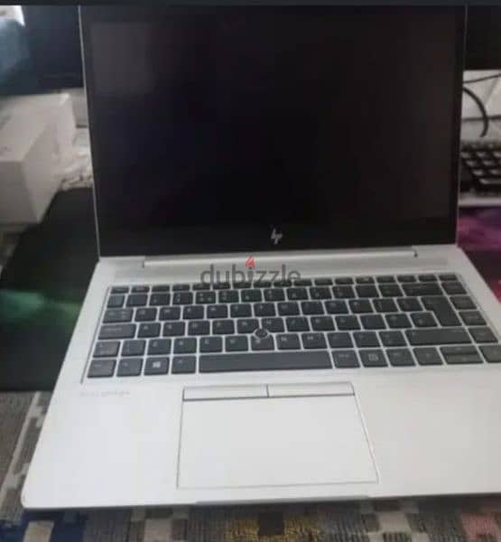 HP Inspiron laptop with 2 gifts 2