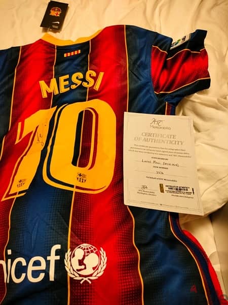 SIGNED SHIRT BY MESSI 1