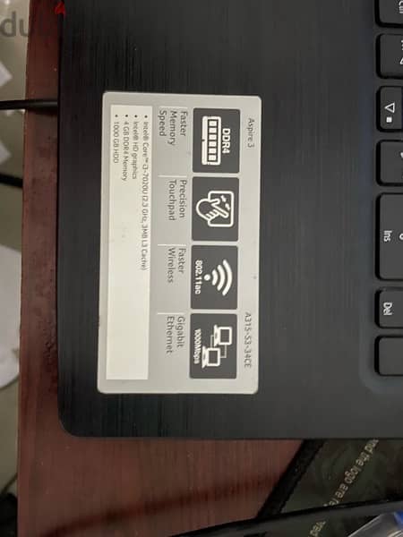 acer aspire 3 A315-53-34CE  core i 3 - 7020U ( 2.3GHz . 3mb l3 cache ) 3