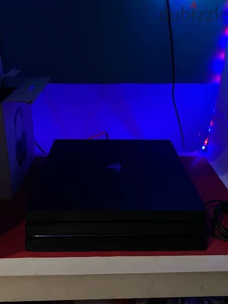 جهاز ps4pro 1tb للبيع 0