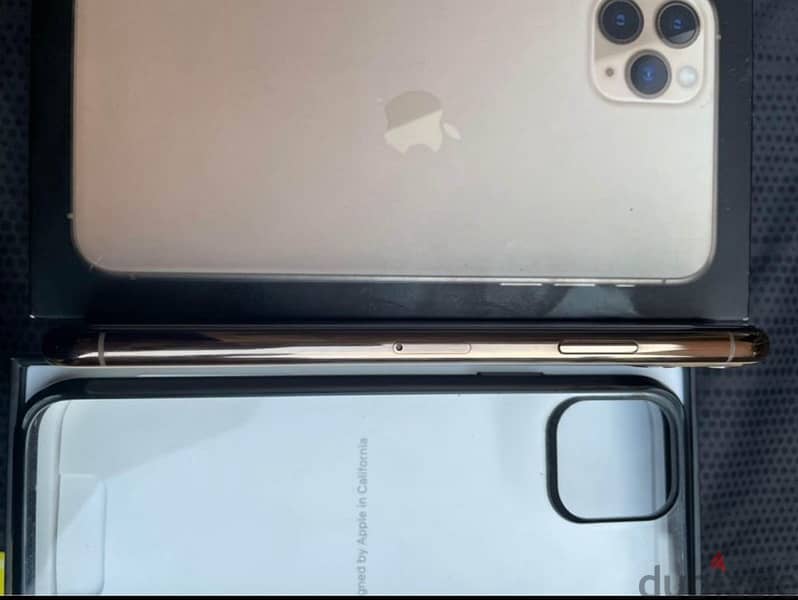 Iphone 11pro max مساحه 256 1