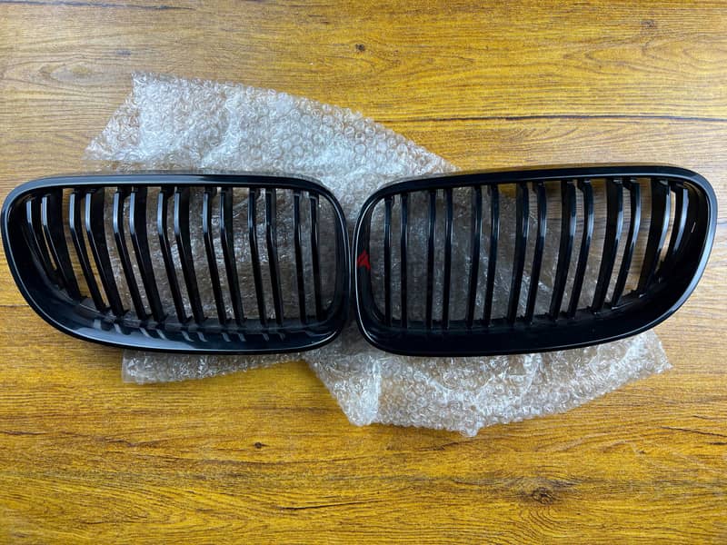 e90 facelift grills 1