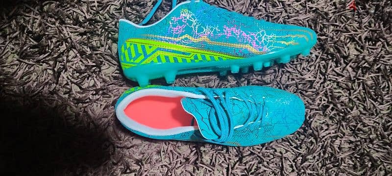 soccer shoes (football ) 2