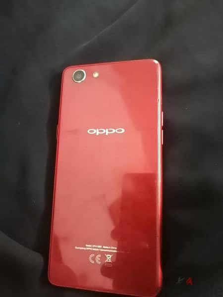 oppo f7 للبيع 1