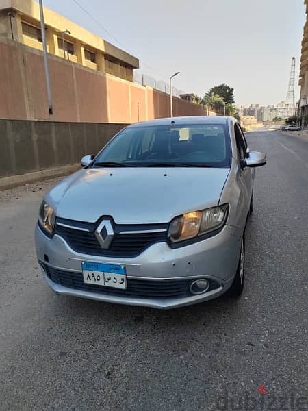 Renault Logan 2015 1