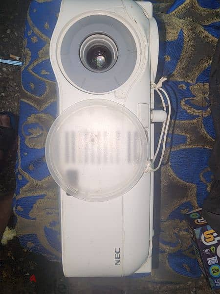 projector Nec vt-58 1