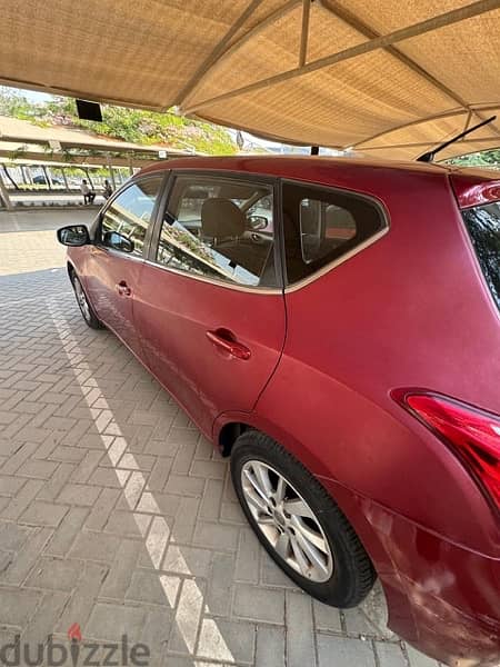 Nissan Tiida 2015 5