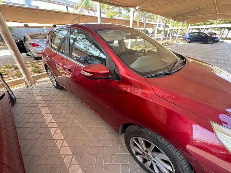 Nissan Tiida 2015 7