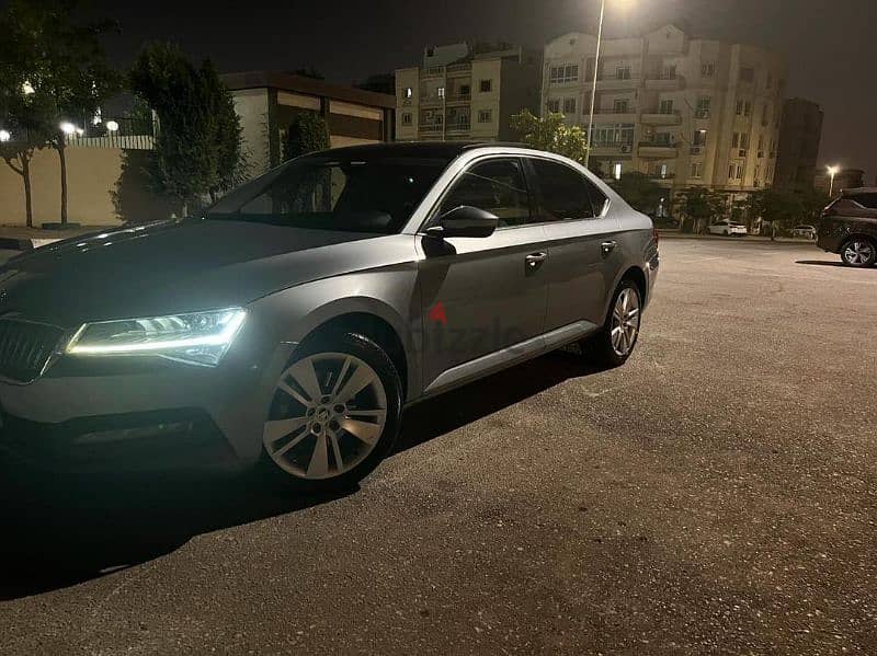 Skoda Superb 2021 5