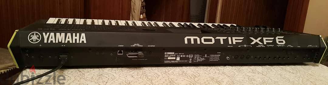 Yamaha motif XF6 2