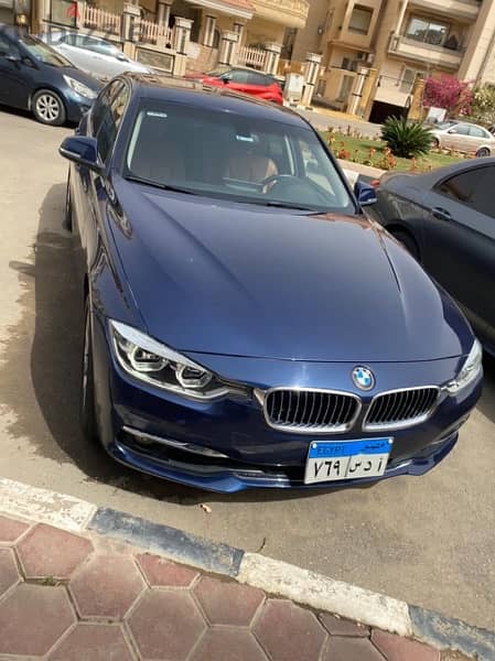 BMW 318 2019 2