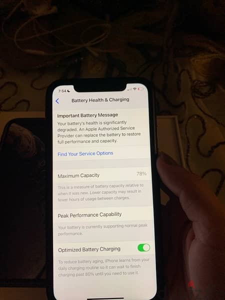 iphone XR 128 gb black used with box 4