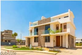 فيلا تاون هاوس للبيع برايم لوكيشن في قلب المستقبل سيتي Townhouse villa for sale, prime location in the heart of Mostakbal City 0