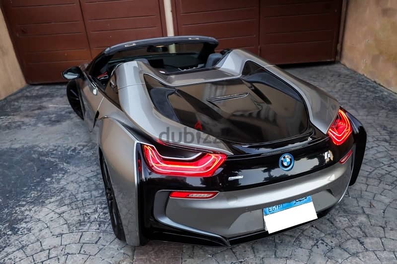 Bmw i8 roadster convertible 1