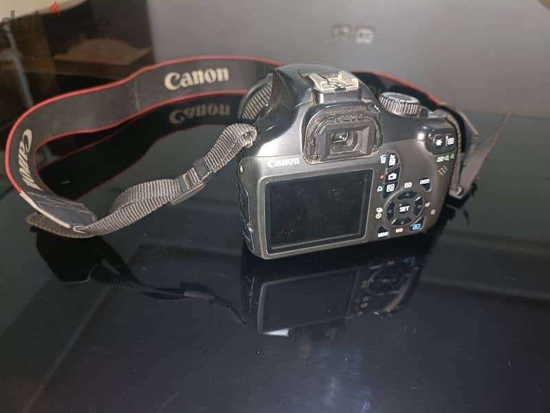 Canon 1100 D for sale كانون 1100 دى للبيع 6