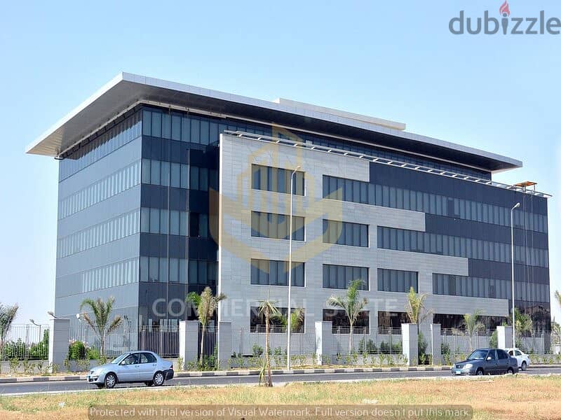 Finished Office at CFC for Rent 151m-مكتب للايجار في كايروفيستيفال 7