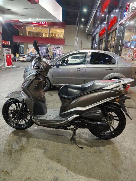 Sym ST 200cc 2