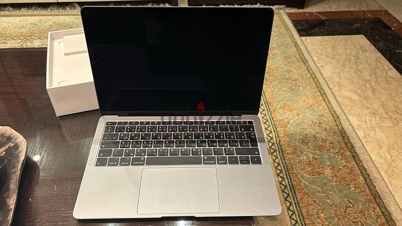 macbook air 13 inch 2018 3