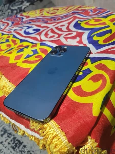 Iphone 12 pro max-pacific blue 5