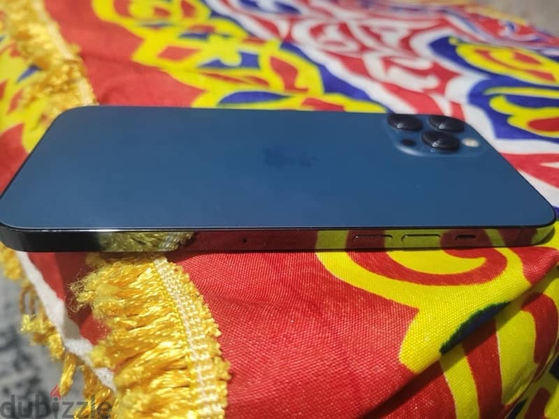 Iphone 12 pro max-pacific blue 6