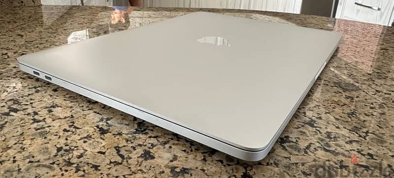 MacBook Pro 2017 for Sale 4