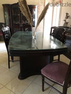 dining room used in a good condition 0