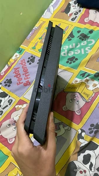 ps4 slim 500G 7