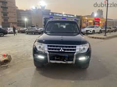 Mitsubishi Pajero 2015 0