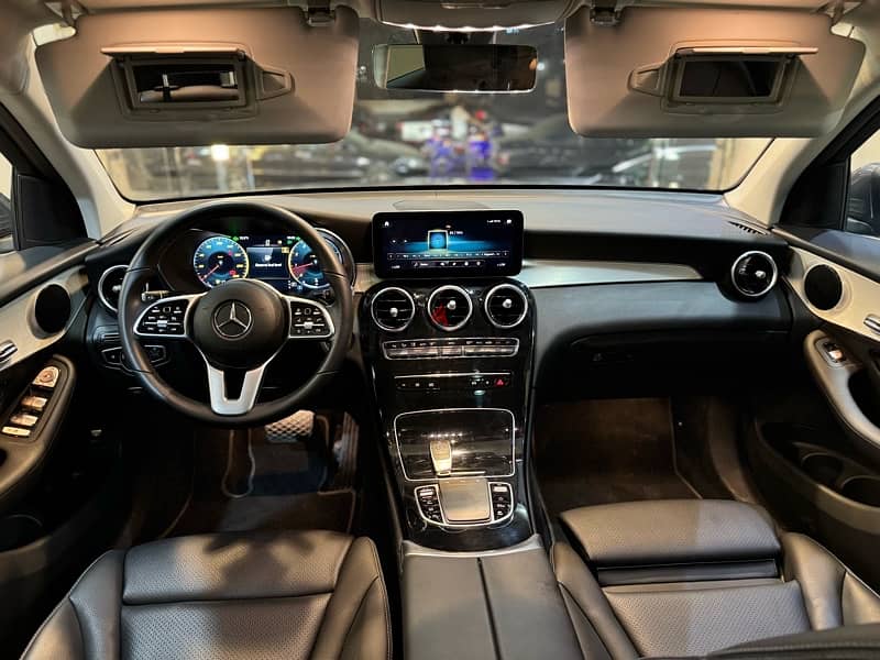 MERCEDES  GLC 200,SUV A/T STANDARD  METALLIC 2,0 KM 14000 WAKELفابريكه 11