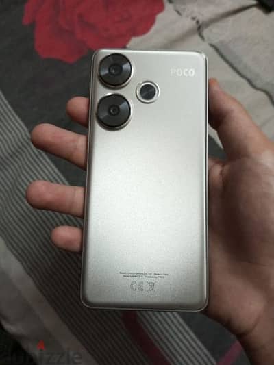 Poco f6