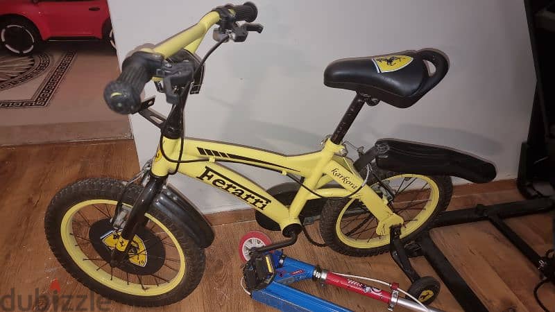 Bicycle-ferarri- for children size 16 from 4 to 8 y دراجة أطفال 2