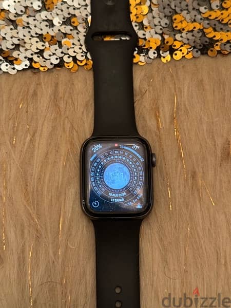 Apple Watch Series 4 44mm 1