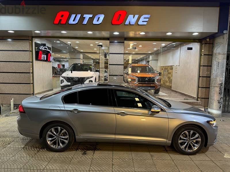 VOLKSWAGEN  PASSAT COMFORT 2023 KM 27000 WAKEL  فابريكه صيانات بروتكشن 6