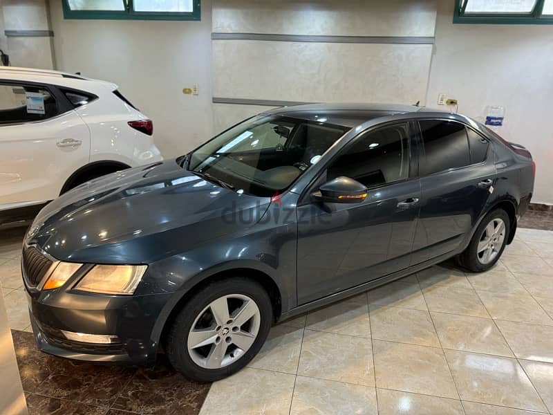 SKODA OKTAVIA A7 AMBITION  2020IMPORT GERMANY  KM 92000 صيانات فابريكه 4