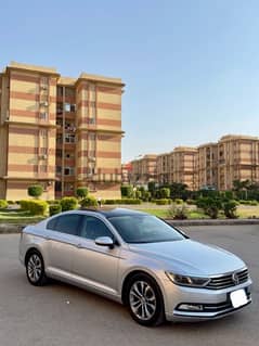 Volkswagen Passat 2019 comfort line like new 0