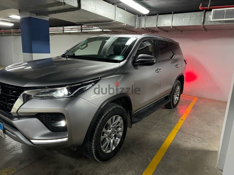 Toyota Fortuner 4000cc 2023 1