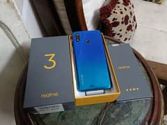 realme 3 معاه كل مشتملاته