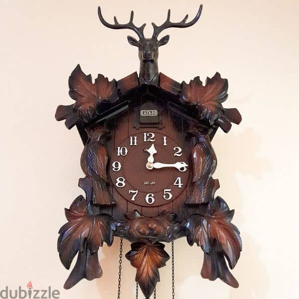 vintage Cuckoo clock 1970 in mint condition ساعة كوكو . 4