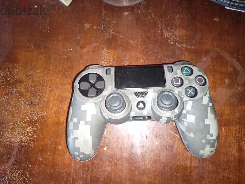 ps4 pro original controller دراع معاه جراب سيليكون 1