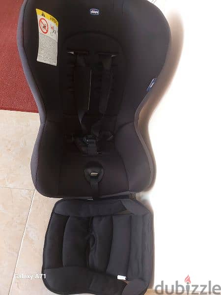 chicco carseat من الولاده ل ٥ سنين كارسيت شيكو 0