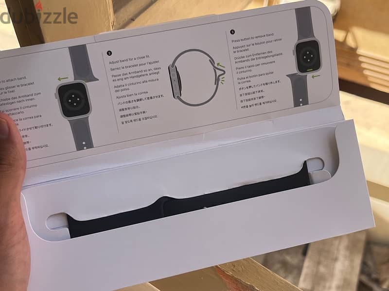 Apple Watch SE (Gen 2) 44mm midnight كسر زيرو بطاريه ٩٩٪؜ 2