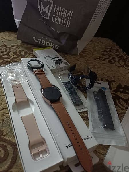 galaxy watch 4 gold 1