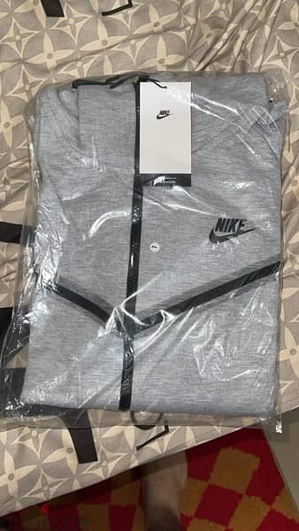 Nike tech fleece jacket 1